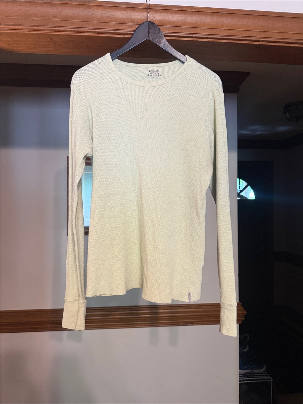Columbia Women’s Long-Sleeve Crewneck Shirt - Light Green